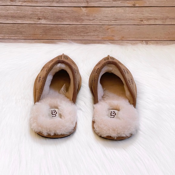 UGG Women’s Pearle Embossed Logo Chestnut Suede Slippers - Picture 5 of 8